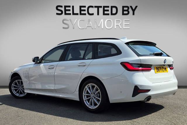 2021 BMW 3 Series 2.0 330e 12kWh SE Pro Touring Auto Euro 6 (s/s) 5dr