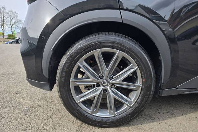 2024 Lexus Lbx 1.5 VVT-iE Takumi E-CVT E-Four Euro 6 (s/s) 5dr