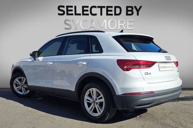 2022 Audi Q3 1.5 TFSI CoD 35 Technik S Tronic Euro 6 (s/s) 5dr