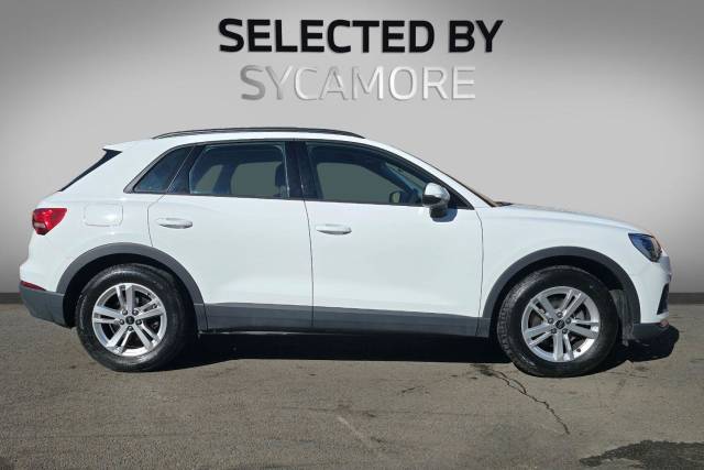 2022 Audi Q3 1.5 TFSI CoD 35 Technik S Tronic Euro 6 (s/s) 5dr