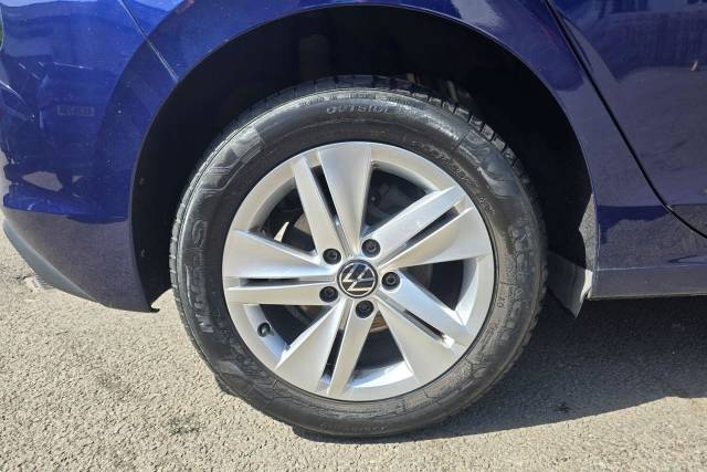 2022 Volkswagen Golf 1.5 TSI Life Euro 6 (s/s) 5dr