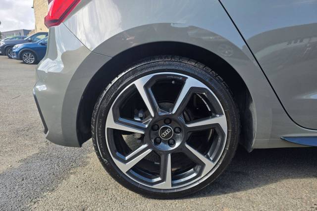 2025 Audi A1 1.5 TFSI 35 Black Edition Sportback S Tronic Euro 6 (s/s) 5dr
