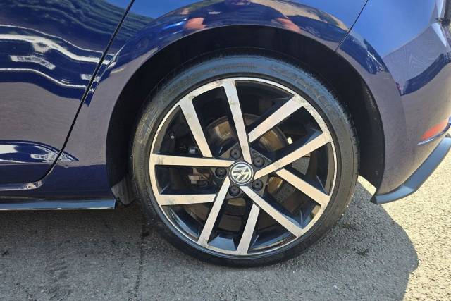 2019 Volkswagen Golf 1.5 TSI EVO R-Line DSG Euro 6 (s/s) 5dr